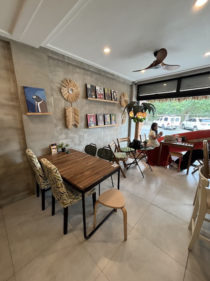 Bo's Coffee BF Homes